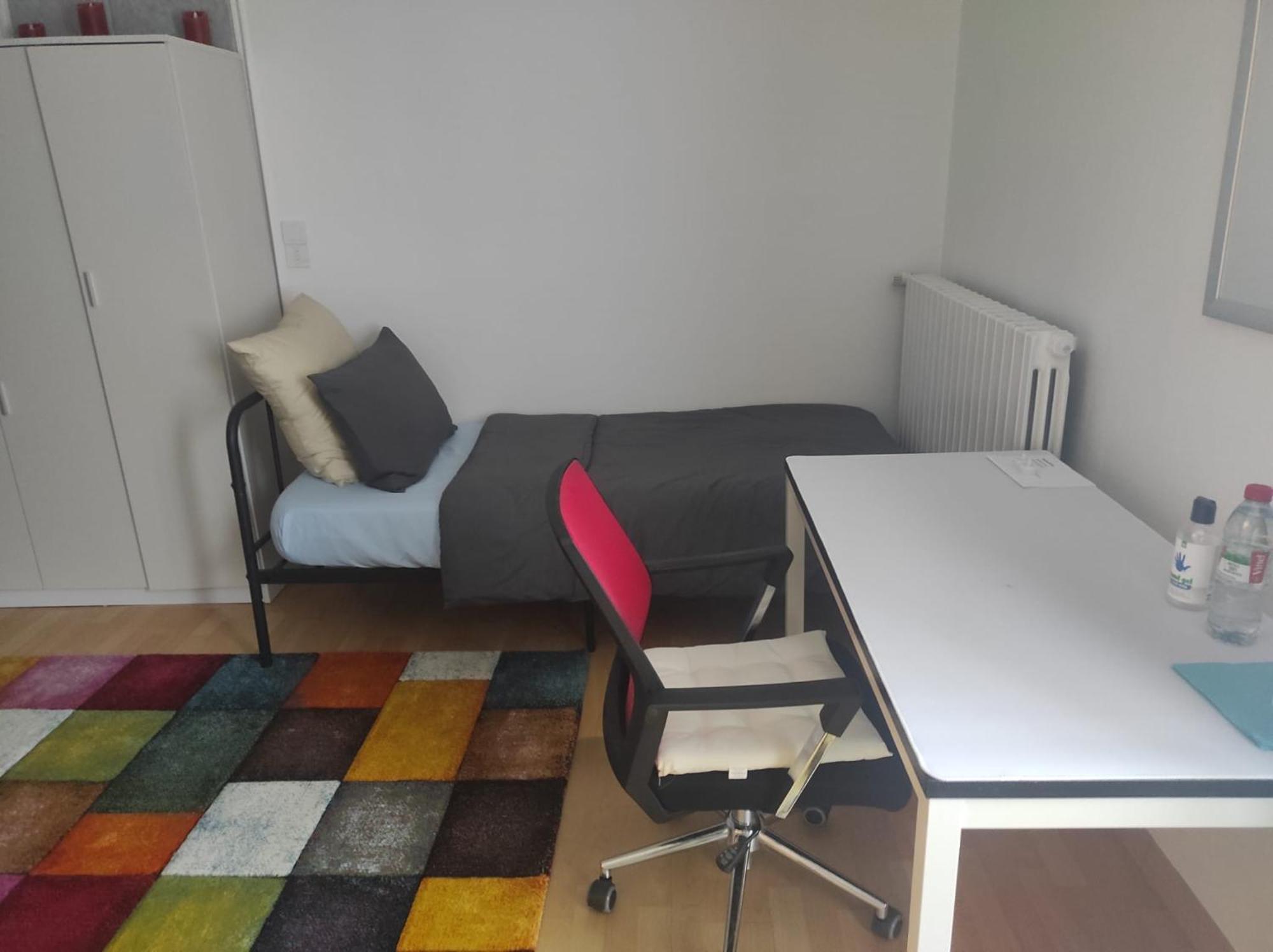 Chambres Senonches Centre-Ville מראה חיצוני תמונה