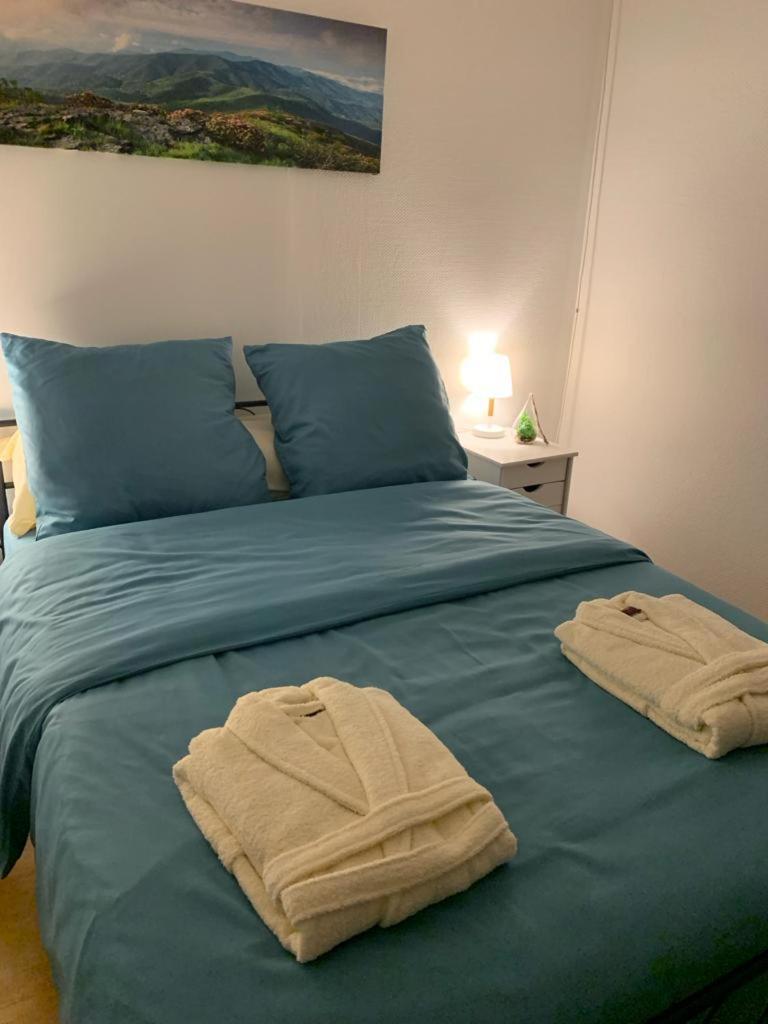 Chambres Senonches Centre-Ville מראה חיצוני תמונה